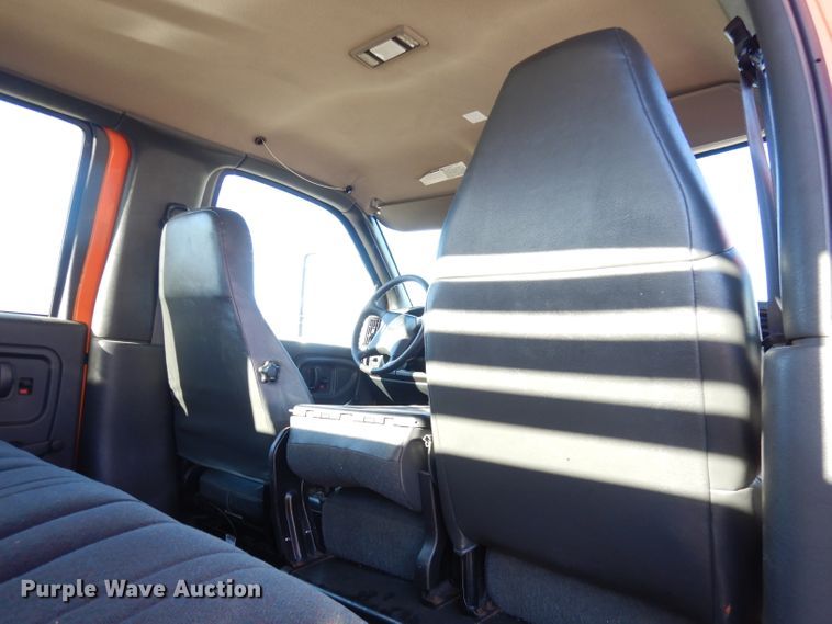 image for item DK3057 2005 GMC C7500  Crew Cab flatbed truck