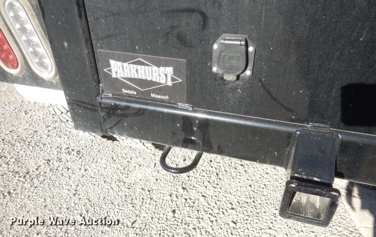 image for item DK3057 2005 GMC C7500  Crew Cab flatbed truck