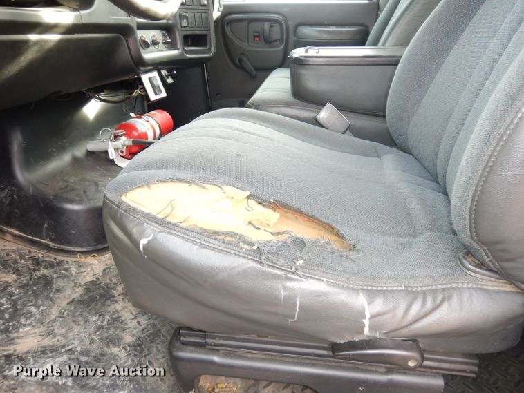 image for item DK3075 2007 Chevrolet C5500  dump flatbed truck