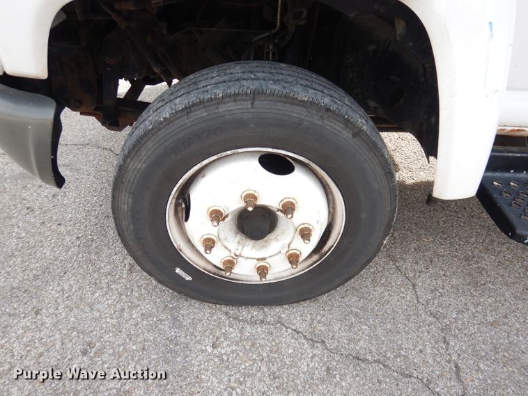 image for item DK3075 2007 Chevrolet C5500  dump flatbed truck