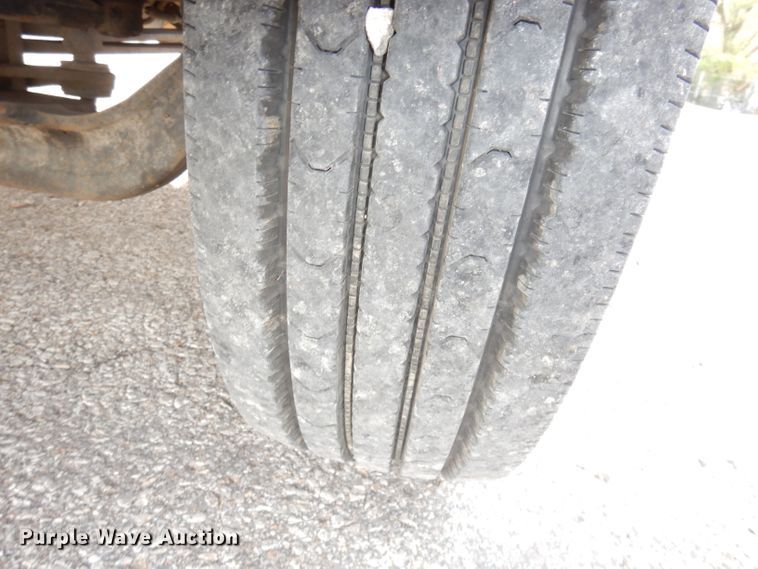 image for item DK3075 2007 Chevrolet C5500  dump flatbed truck