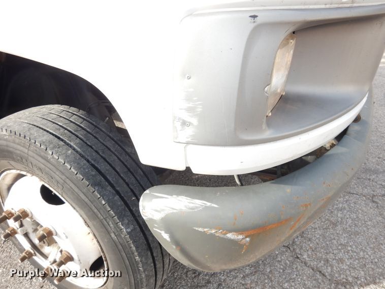 image for item DK3075 2007 Chevrolet C5500  dump flatbed truck