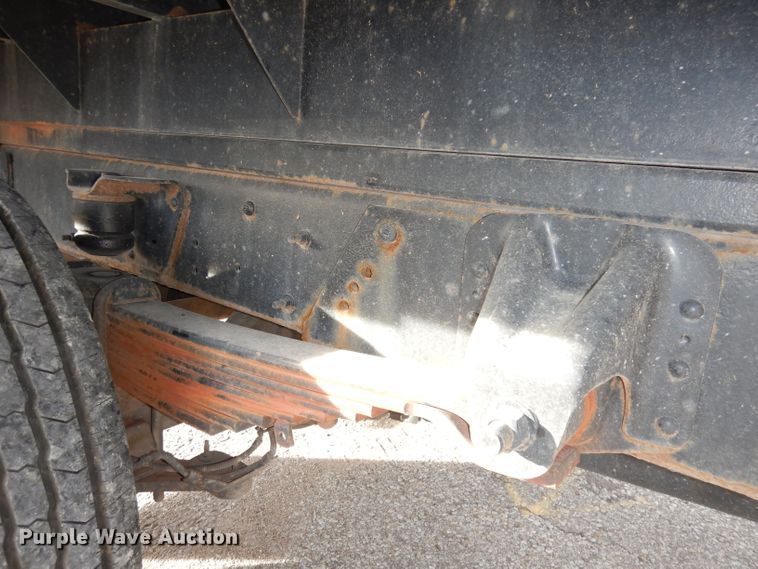 image for item DK3075 2007 Chevrolet C5500  dump flatbed truck