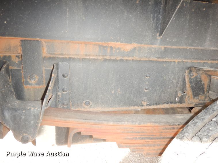 image for item DK3075 2007 Chevrolet C5500  dump flatbed truck