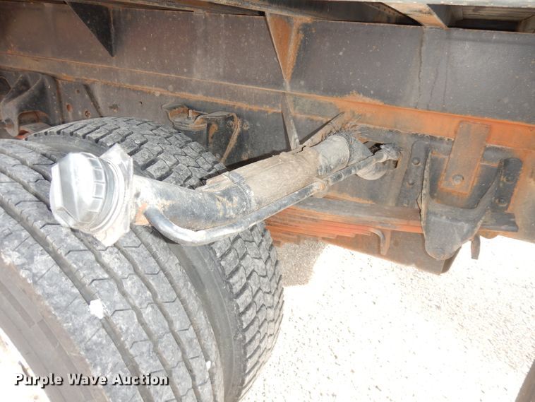 image for item DK3075 2007 Chevrolet C5500  dump flatbed truck