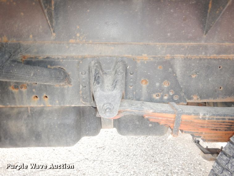 image for item DK3075 2007 Chevrolet C5500  dump flatbed truck