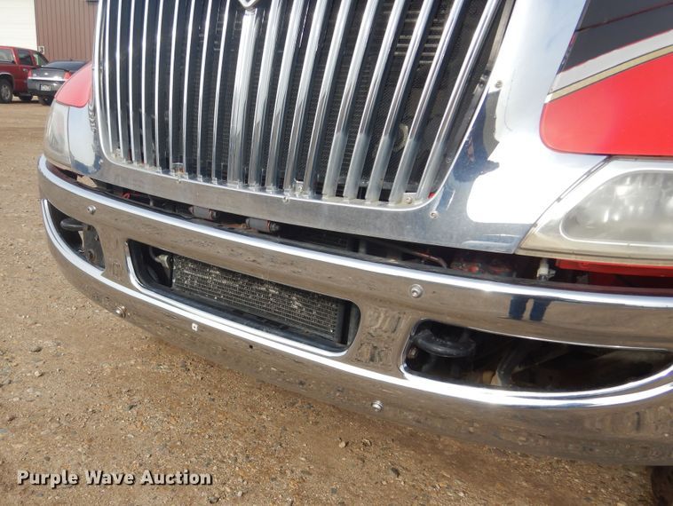 image for item DK3274 2009 International 4300  truck cab and chassis