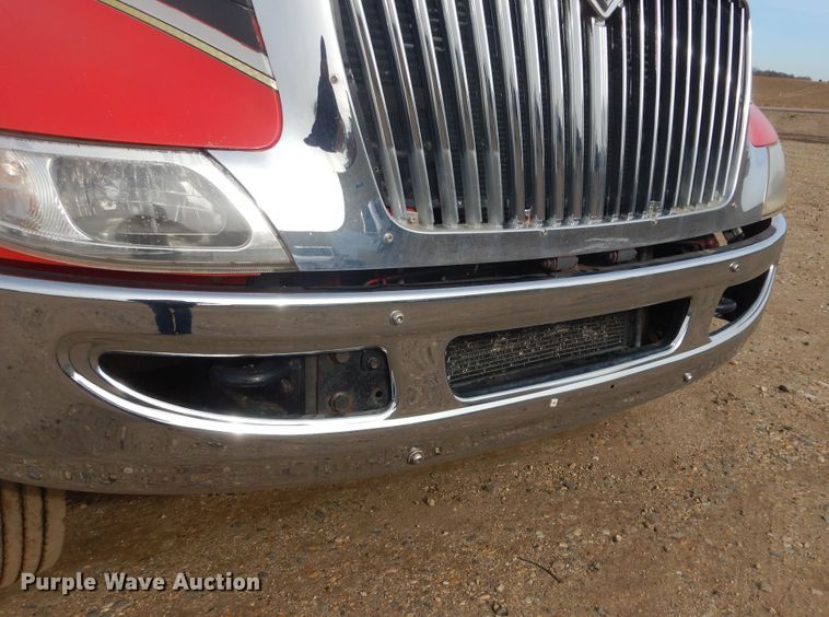 image for item DK3274 2009 International 4300  truck cab and chassis