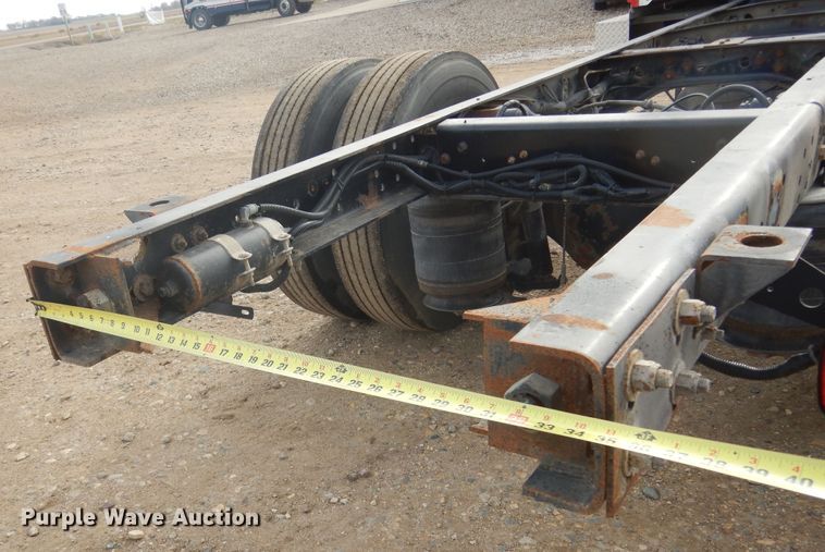 image for item DK3274 2009 International 4300  truck cab and chassis