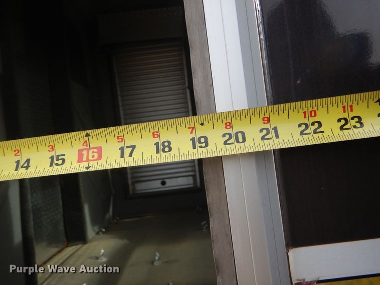 image for item DK3274 2009 International 4300  truck cab and chassis