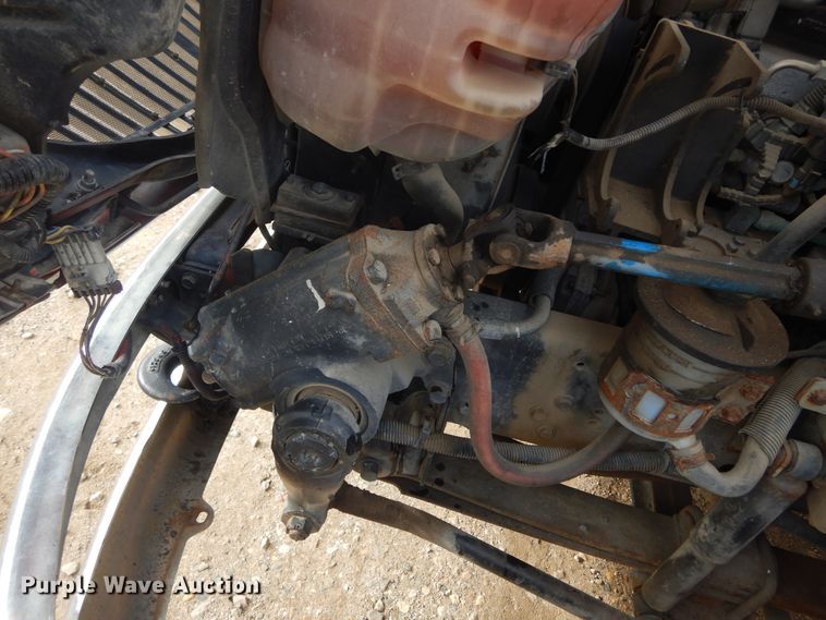 image for item DK3274 2009 International 4300  truck cab and chassis