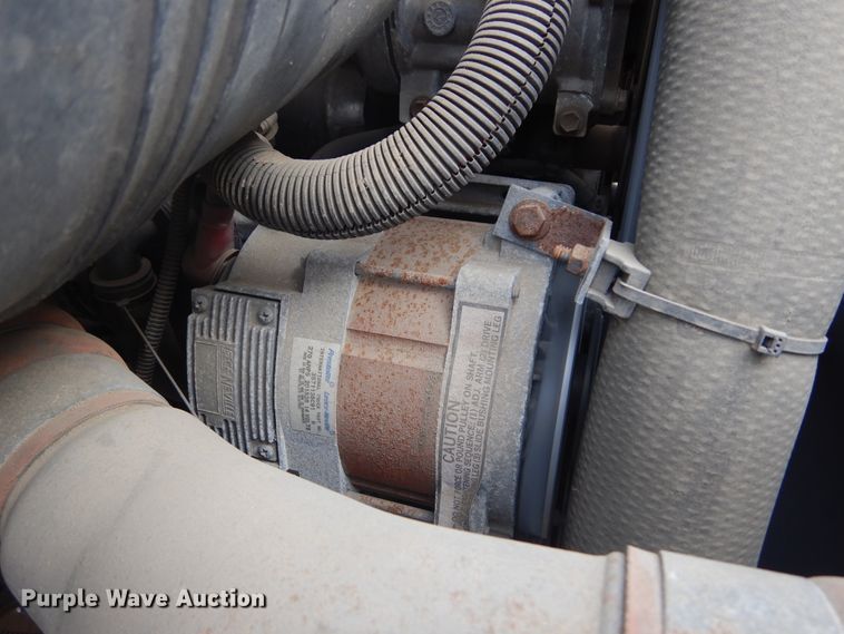 image for item DK3274 2009 International 4300  truck cab and chassis