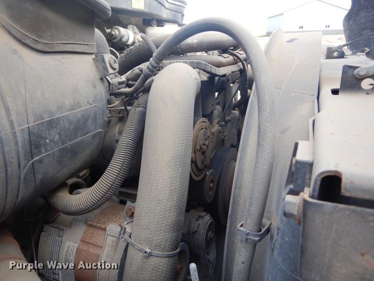 image for item DK3274 2009 International 4300  truck cab and chassis