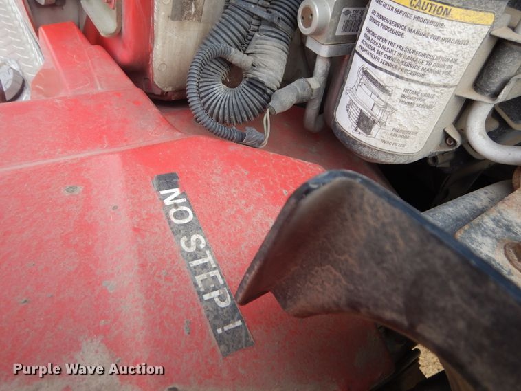 image for item DK3274 2009 International 4300  truck cab and chassis