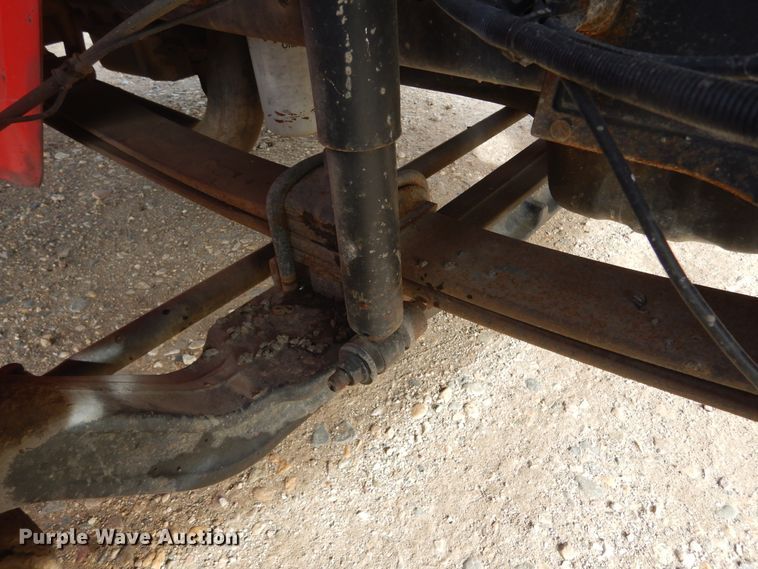 image for item DK3274 2009 International 4300  truck cab and chassis