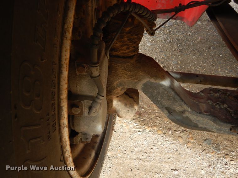 image for item DK3274 2009 International 4300  truck cab and chassis