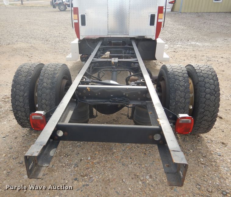 image for item DK3276 2009 International 4300  truck cab and chassis