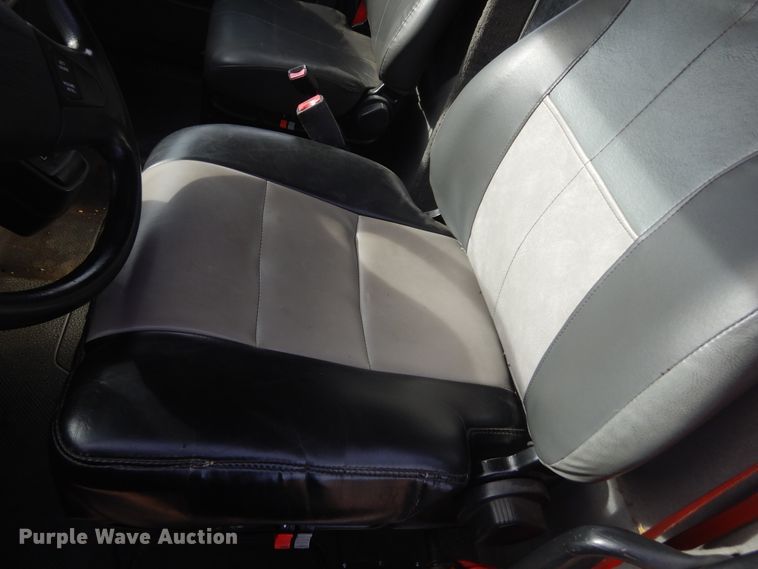 image for item DK3276 2009 International 4300  truck cab and chassis