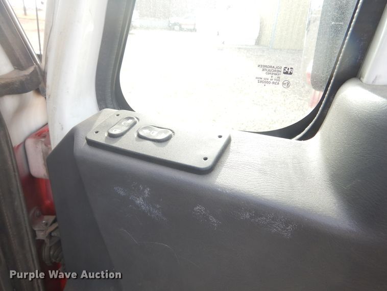 image for item DK3276 2009 International 4300  truck cab and chassis