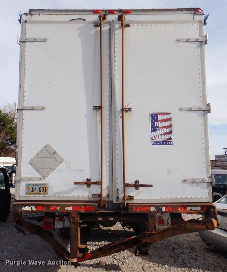 image for item DK8683 2000 Freightliner FL70  box truck