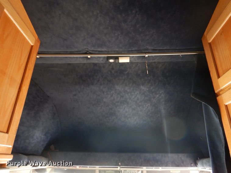 image for item DK8683 2000 Freightliner FL70  box truck