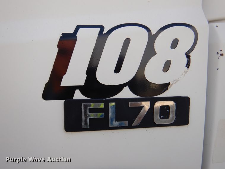 image for item DK8683 2000 Freightliner FL70  box truck