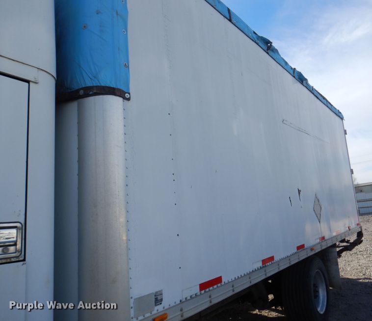 image for item DK8683 2000 Freightliner FL70  box truck