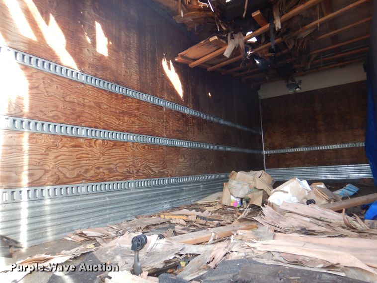 image for item DK8683 2000 Freightliner FL70  box truck