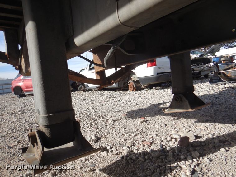 image for item DK8683 2000 Freightliner FL70  box truck