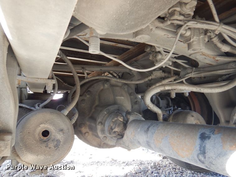 image for item DK8683 2000 Freightliner FL70  box truck