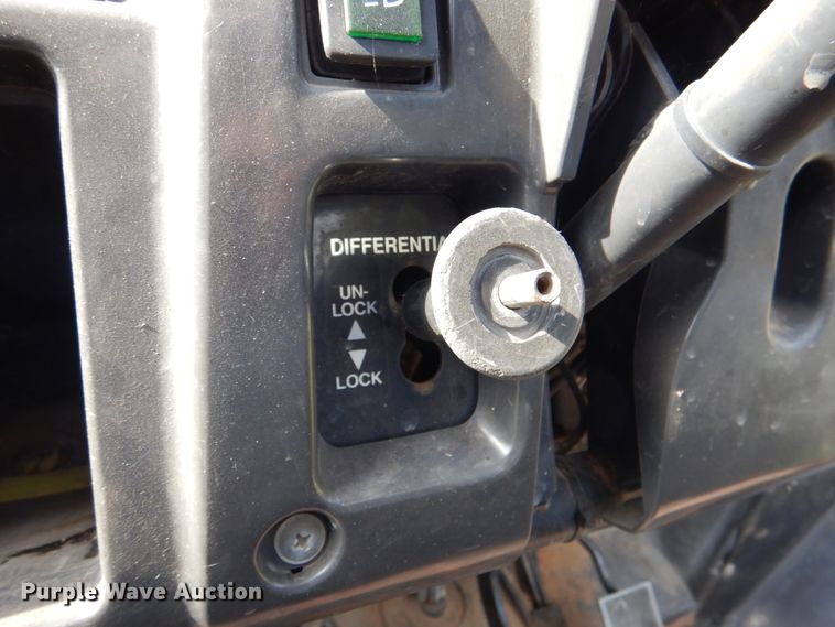 image for item DL0682 2007 Kawasaki 3010 Mule  utility vehicle