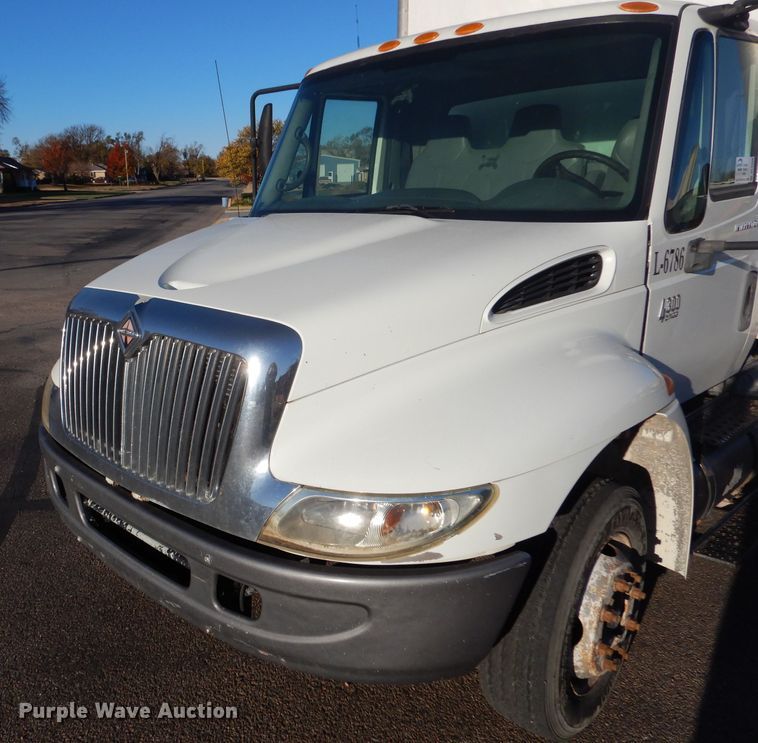 image for item DL3480 2007 International 4300  box truck