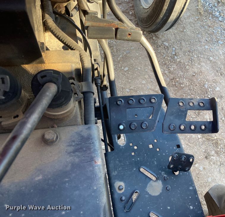 image for item DL6177 1999 Massey Ferguson 231S  tractor