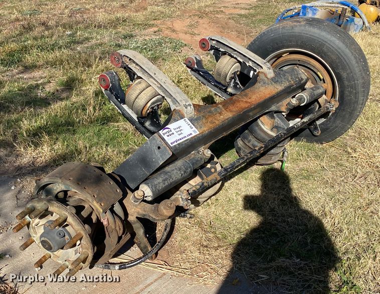image for item DL6179 Steerable lift axle