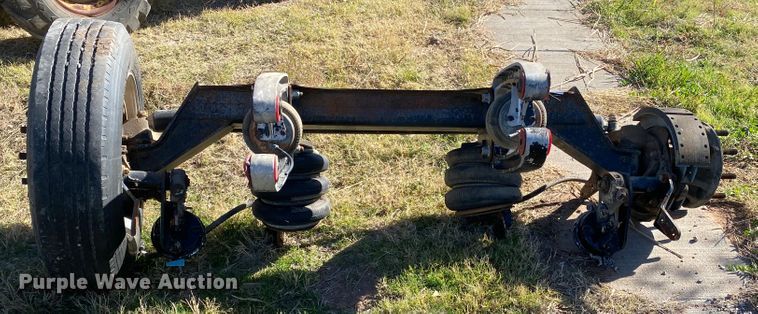 image for item DL6179 Steerable lift axle