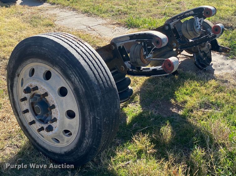 image for item DL6179 Steerable lift axle