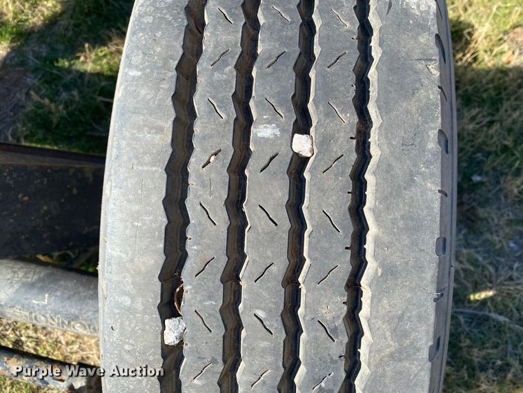 image for item DL6179 Steerable lift axle