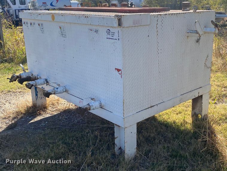 image for item DL6181 Five compartment fuel tank