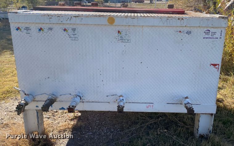 image for item DL6181 Five compartment fuel tank