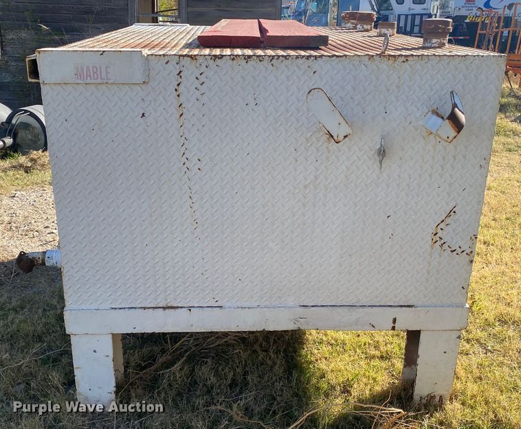 image for item DL6181 Five compartment fuel tank