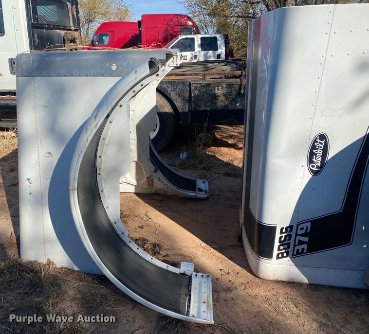 image for item DL6183 Peterbilt hood