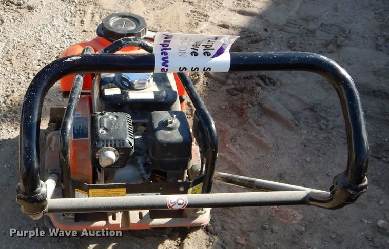 image for item DM0706 Multiquip MVC-88VTHW  plate compactor