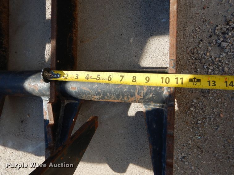 image for item DM0708 Tomahawk  72"W skid steer grapple bucket