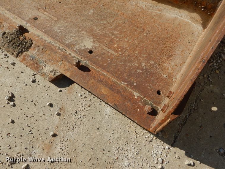 image for item DM0709 GP  82"W skid steer bucket