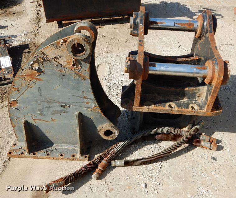 image for item DM0710 (2) excavator attachments