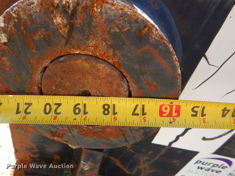 image for item DM0710 (2) excavator attachments