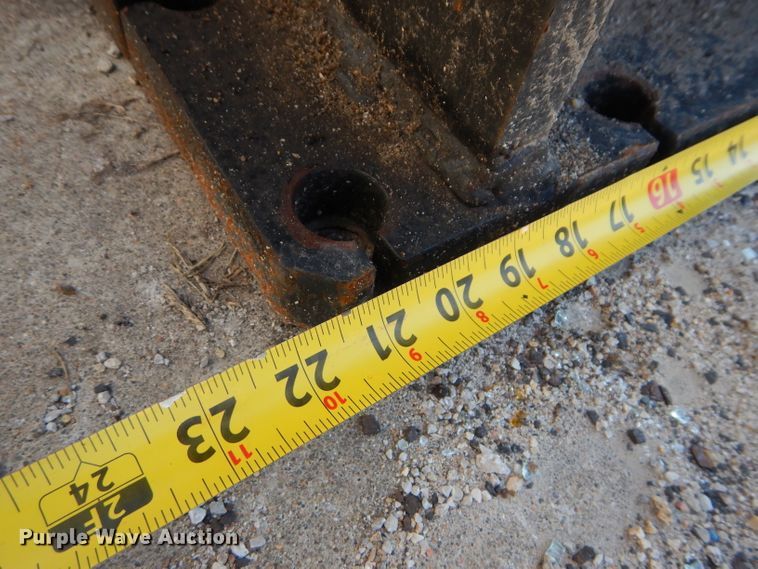 image for item DM0710 (2) excavator attachments