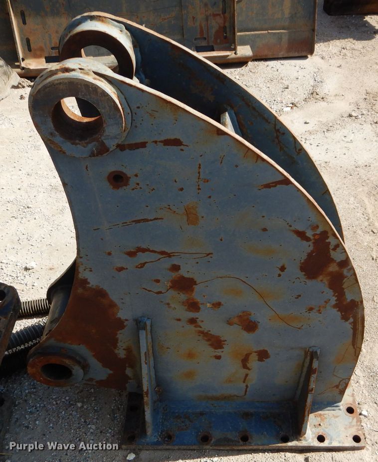 image for item DM0710 (2) excavator attachments