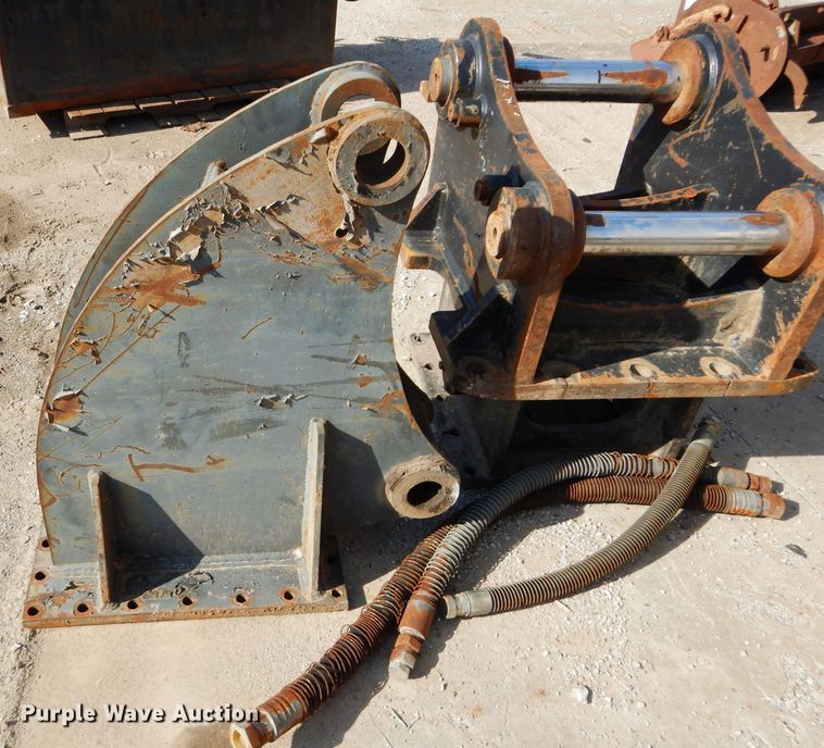 image for item DM0710 (2) excavator attachments