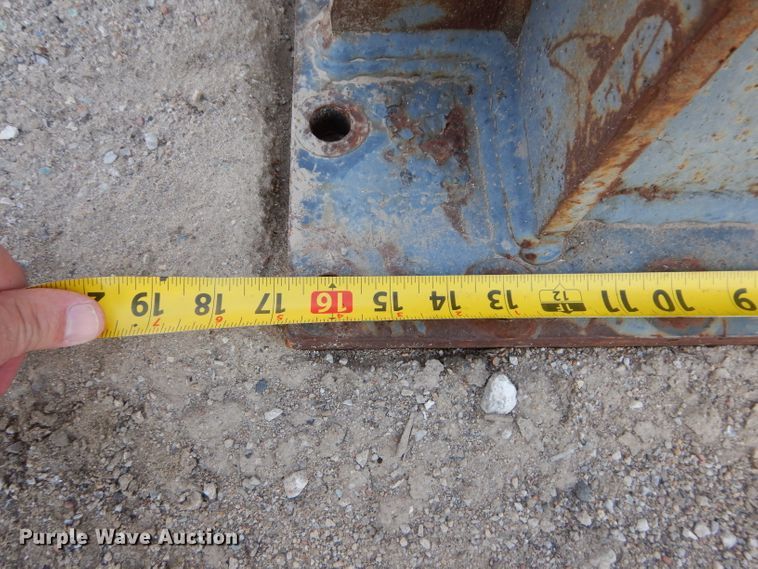 image for item DM0710 (2) excavator attachments